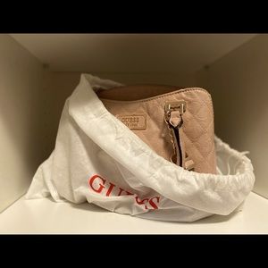 Guess Lola gỉlfriend Satchel
